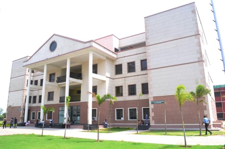 Shobhit University Meerut Campus and Infrastructure (2) photo 12